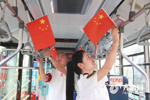 關(guān)于做好國旗、國徽、國歌規(guī)范使用工作的通知